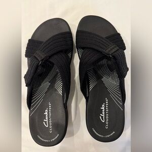 Clarks Cloudsteppers Black Sandals
